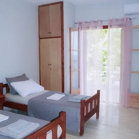 Kaminaki Seaview Apartment *