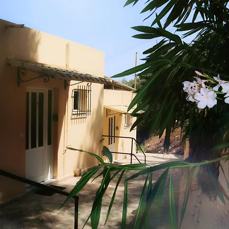 Kaminaki Seaview Apartment *