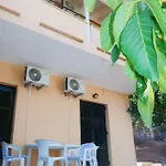 Kaminaki Seaview Apartment *